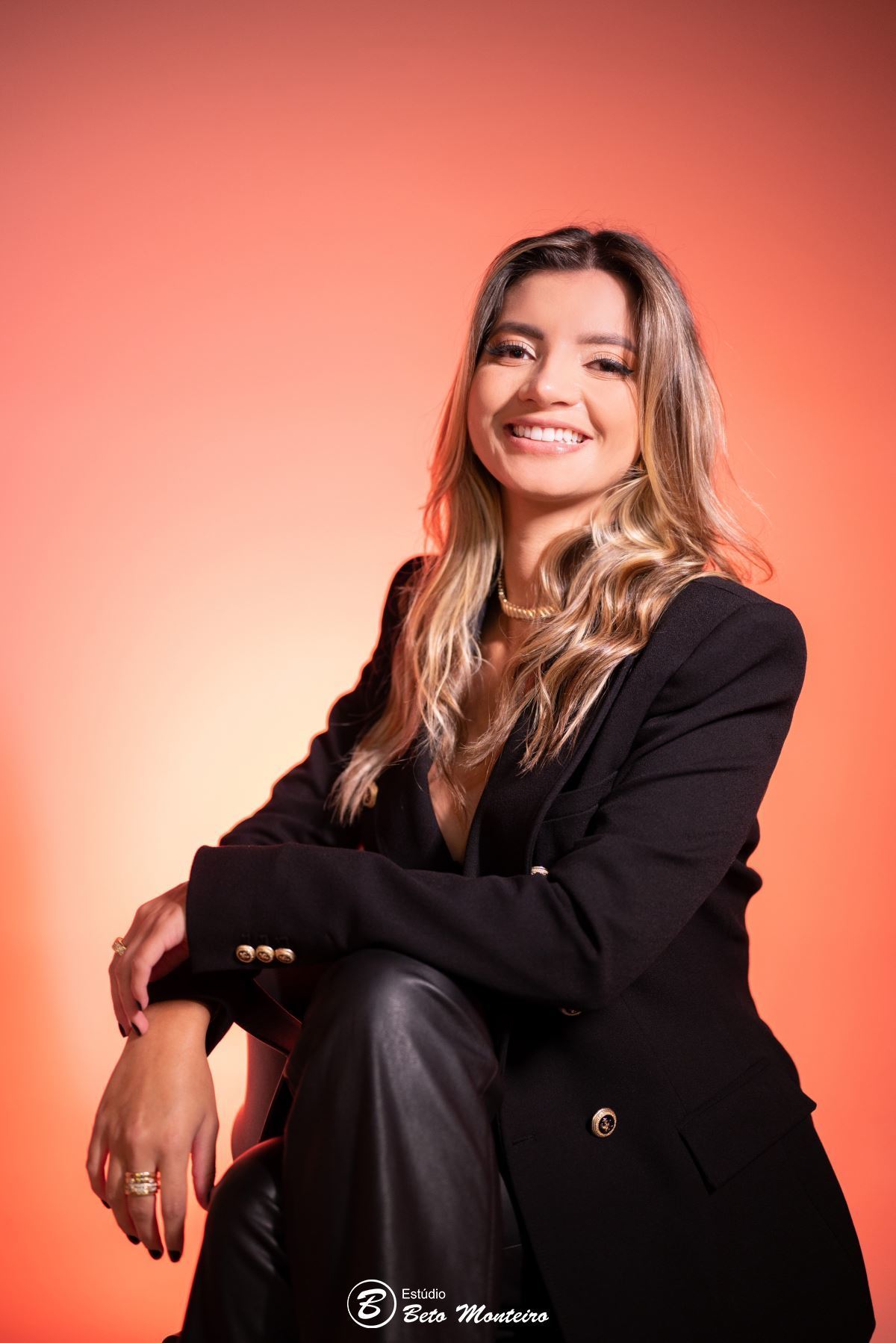 Book fotográfico feminino - book feminino - Camila Fortunato Hunika - Curitiba - fotos em estúdio - sessão feminina