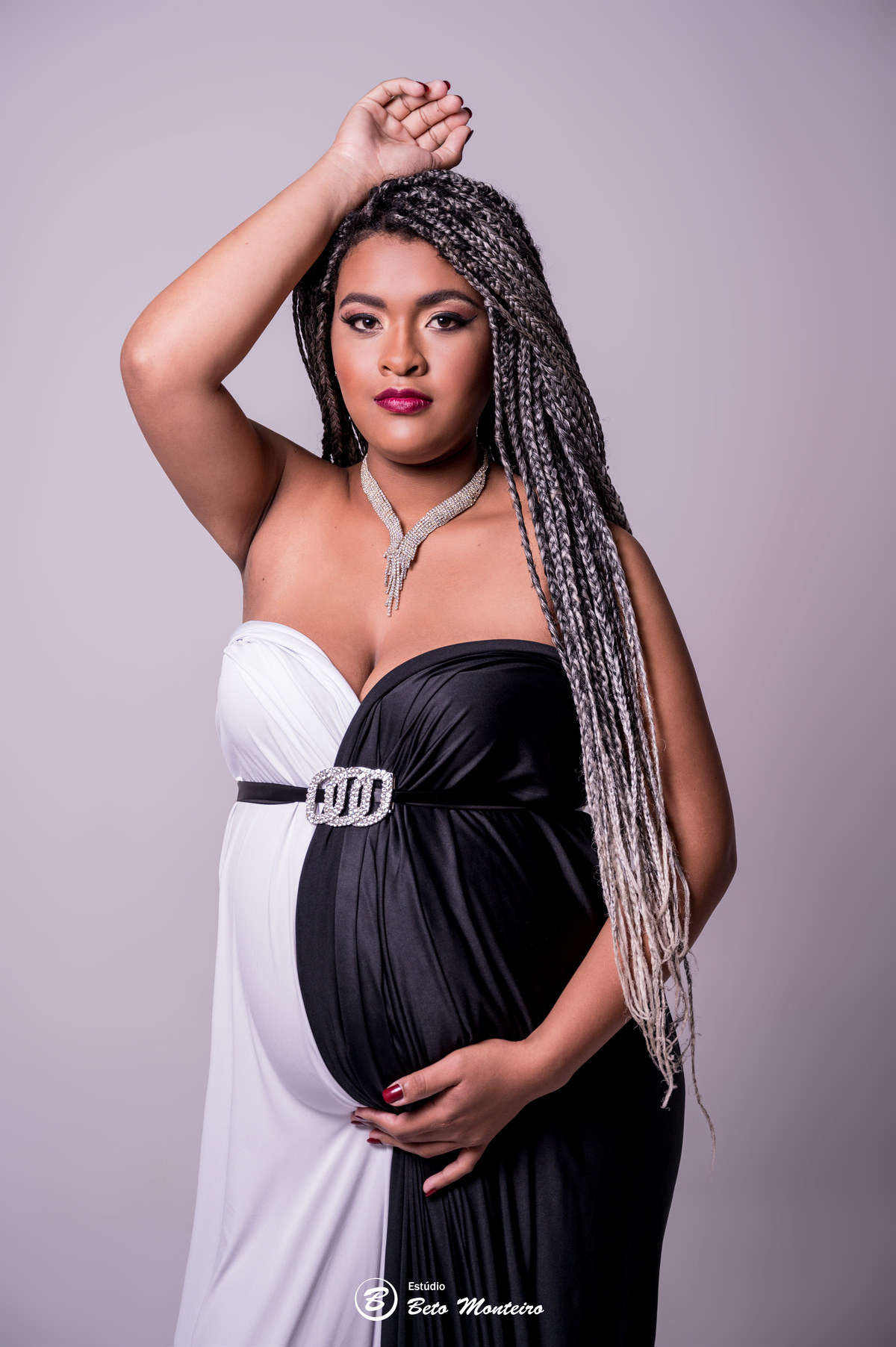 Book Gestante e Família em Curitiba - Book de gestante em estúdio - ensaio de gestante - book em estúdio - sessão fotográfica - Grávida - Gestação - Sessão de gestante - Estúdio Beto Monteiro - Mariana Sanchez - Mari - Mãe de menino