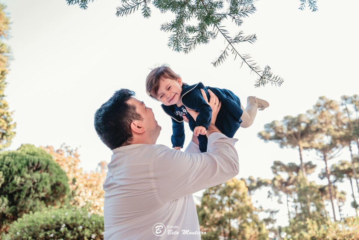 Book fotográfico Infantil - Book de fotos - Book de Criança - Book de Bebê - Book Menina - Book Menino - Book 1 ano - 1 aninho - safari - Luísa - book de família - Estúdio Beto Monteiro - Curitiba - Robson -  Juliane