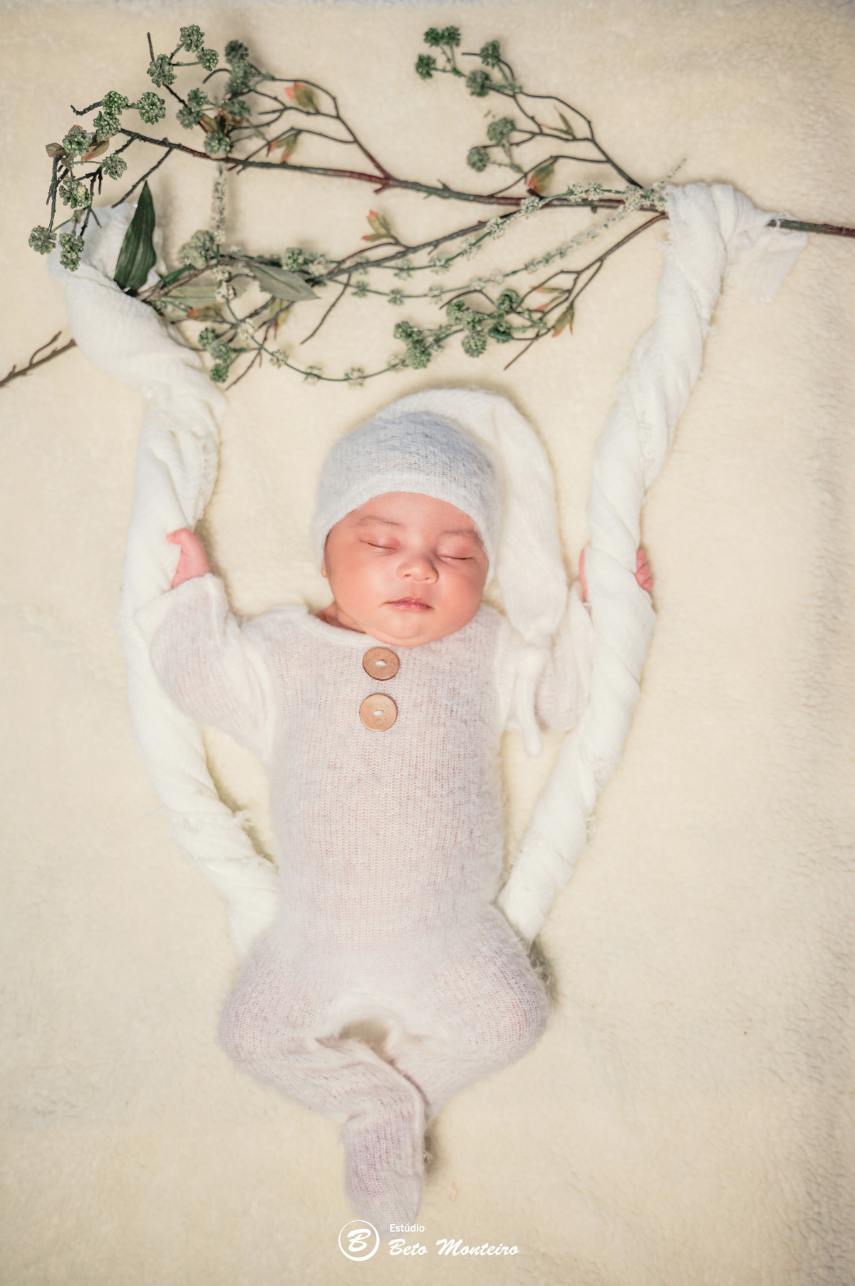 Book fotográfico New Born - Book de fotos - Book New Born - book newborn - Book de Recém-nascido - Book de Bebê - newborn menino - Estúdio Beto Monteiro - Curitiba - newborn curitiba - Mariana - Isack - Venezuela