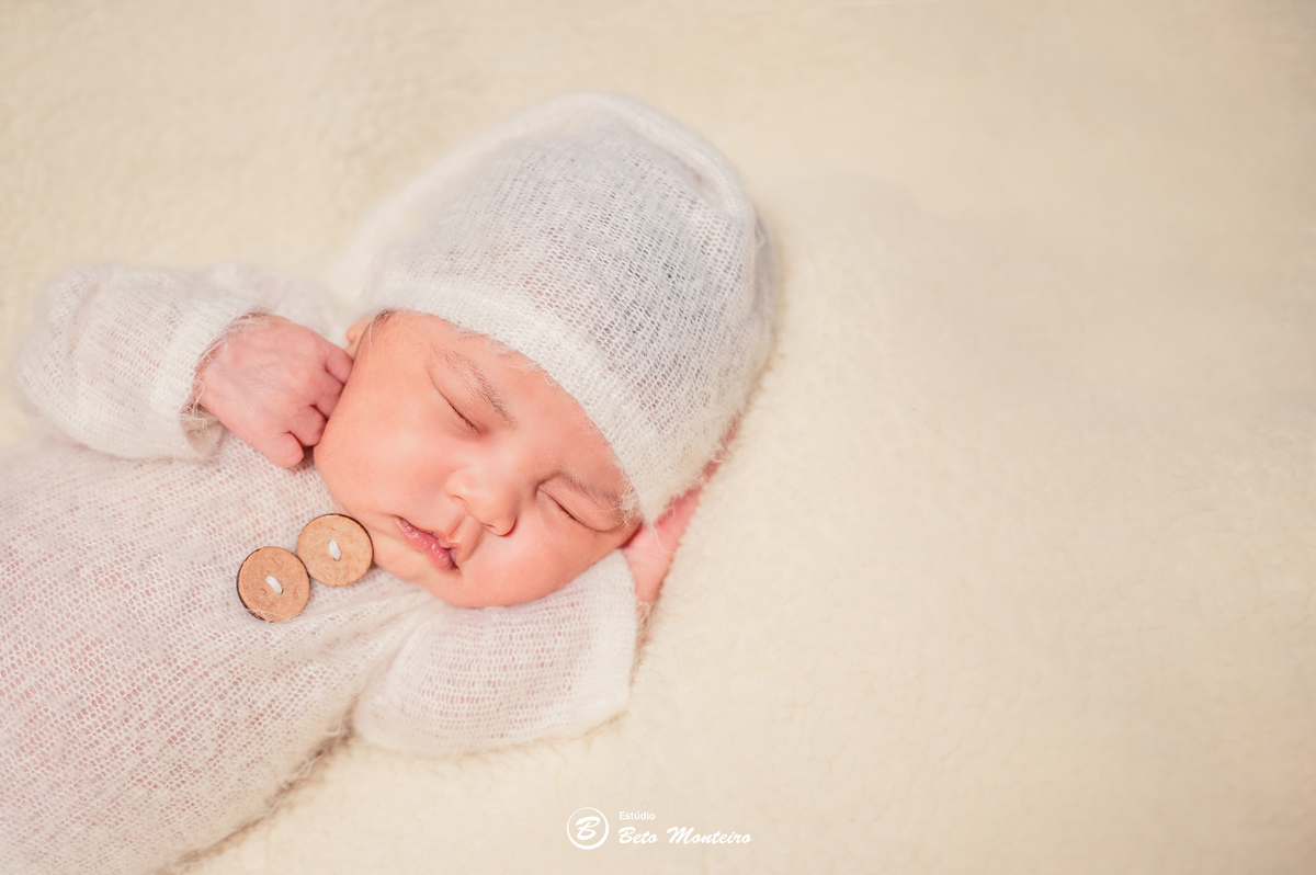 Book fotográfico New Born - Book de fotos - Book New Born - book newborn - Book de Recém-nascido - Book de Bebê - newborn menino - Estúdio Beto Monteiro - Curitiba - newborn curitiba - Mariana - Isack - Venezuela