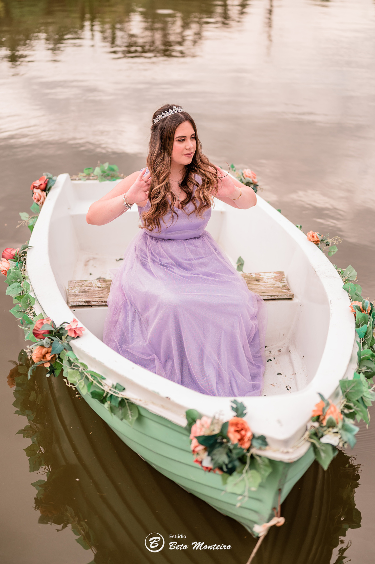 Aniversário de 15 anos - Foto e Filmagem - Debutante - Estúdio Beto Monteiro - Curitiba - fotografo de 15 anos - fotógrafa - sessão de fotos - book de fotos - book de 15 anos - fotografo - chácara ienkot - vestido de debutante - Isadora