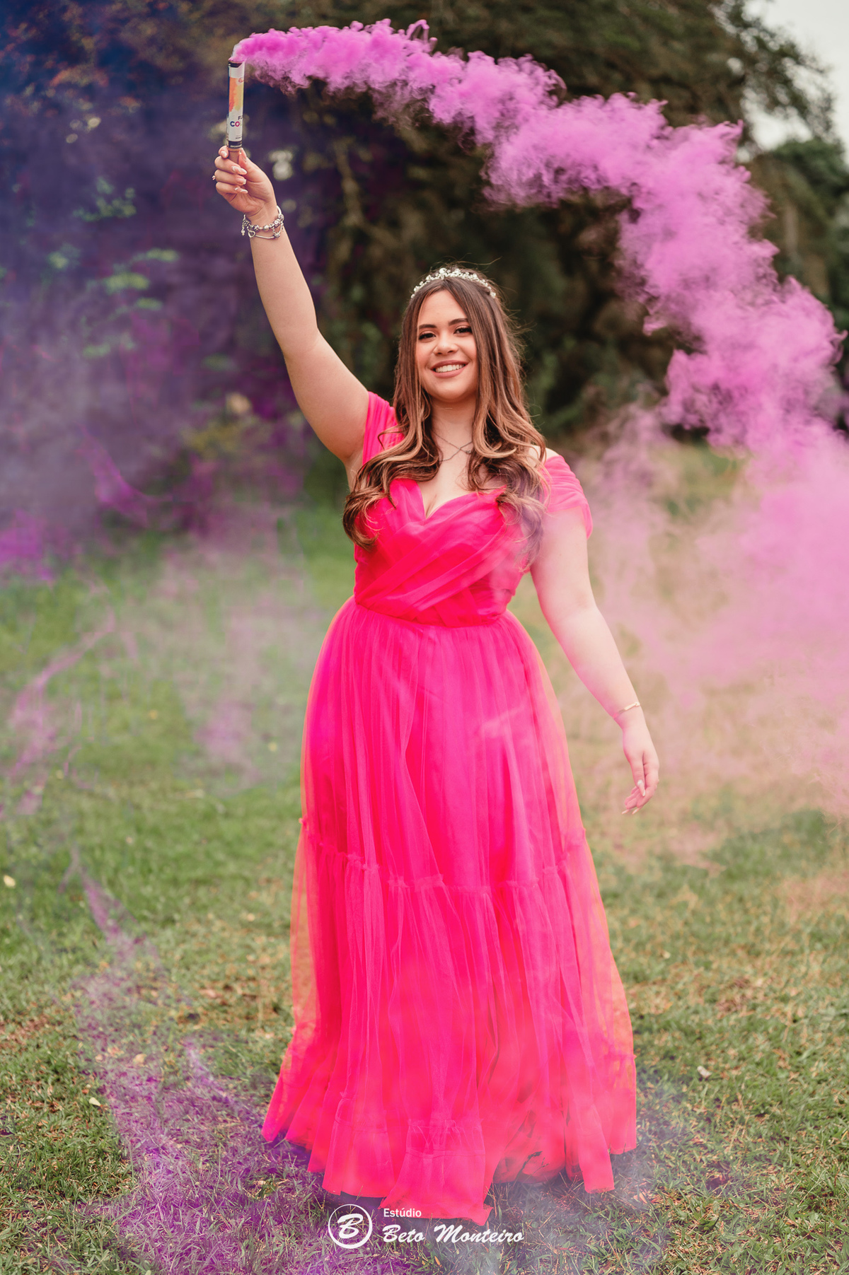 Aniversário de 15 anos - Foto e Filmagem - Debutante - Estúdio Beto Monteiro - Curitiba - fotografo de 15 anos - fotógrafa - sessão de fotos - book de fotos - book de 15 anos - fotografo - chácara ienkot - vestido de debutante - Isadora