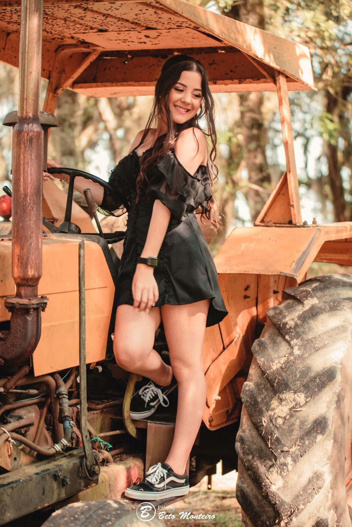 Aniversário de 15 anos - Foto e Filmagem - Debutante - Estúdio Beto Monteiro - Curitiba - fotografo de 15 anos - fotógrafa - sessão de fotos - book de fotos - book de 15 anos - fotografo - chácara ienkot - vestido de debutante - Maria Eduarda Rossato