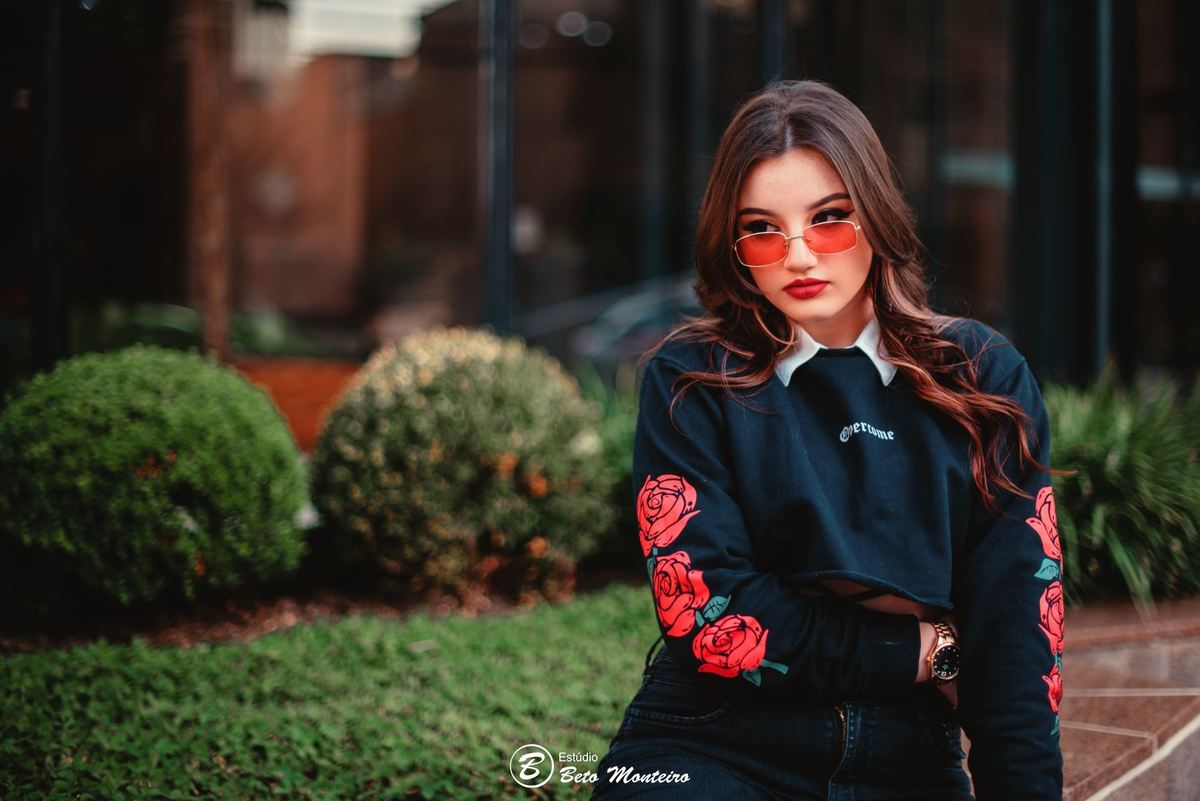 Aniversário de 15 anos - Foto e Filmagem - Debutante - Estúdio Beto Monteiro - Curitiba - fotografo de 15 anos - fotógrafa - sessão de fotos - book de fotos - book de 15 anos - fotografa - urbano - street - Marcela