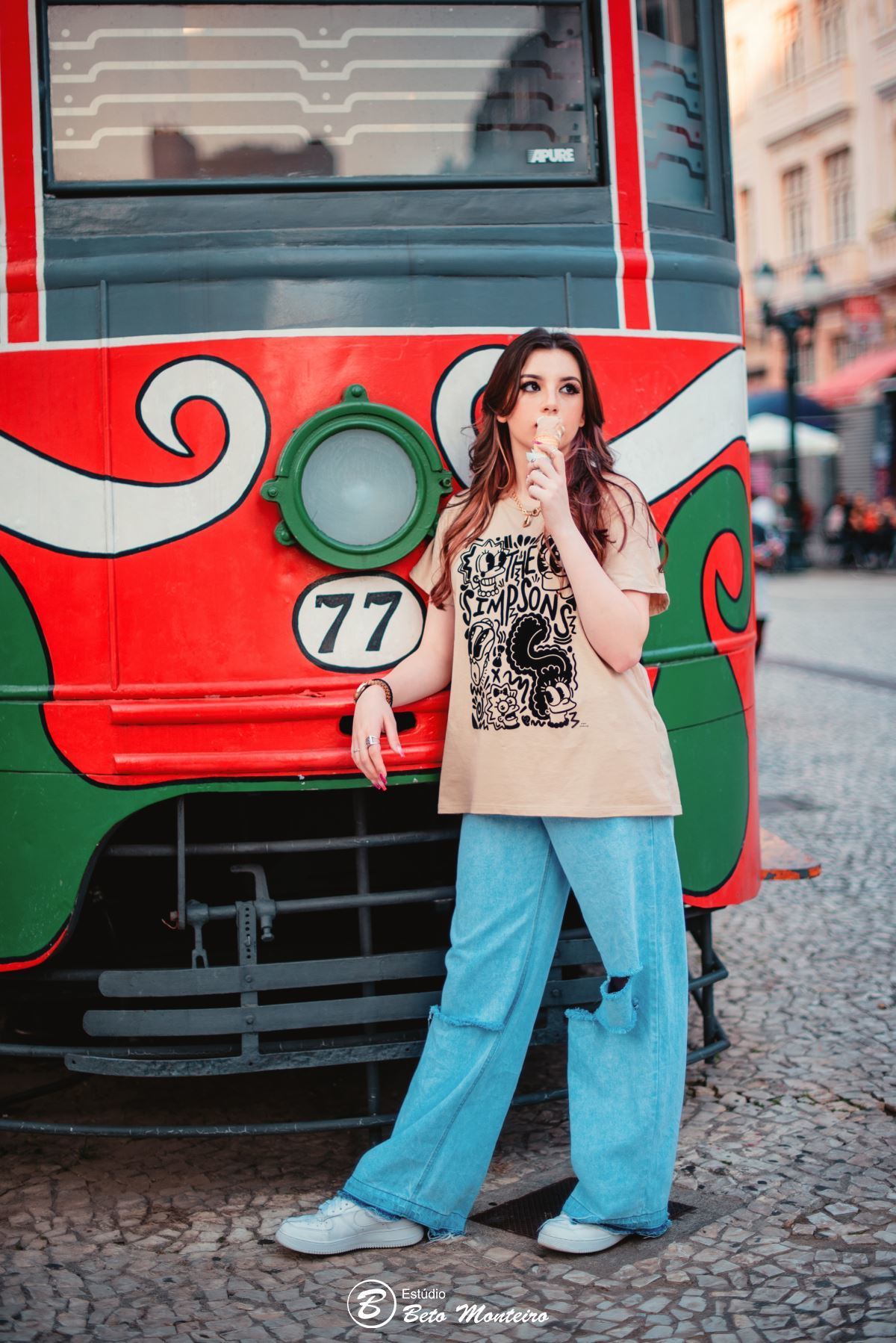 Aniversário de 15 anos - Foto e Filmagem - Debutante - Estúdio Beto Monteiro - Curitiba - fotografo de 15 anos - fotógrafa - sessão de fotos - book de fotos - book de 15 anos - fotografa - urbano - street - Marcela