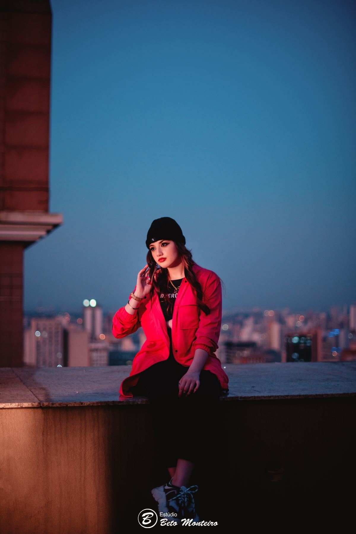 Aniversário de 15 anos - Foto e Filmagem - Debutante - Estúdio Beto Monteiro - Curitiba - fotografo de 15 anos - fotógrafa - sessão de fotos - book de fotos - book de 15 anos - fotografa - urbano - street - Marcela