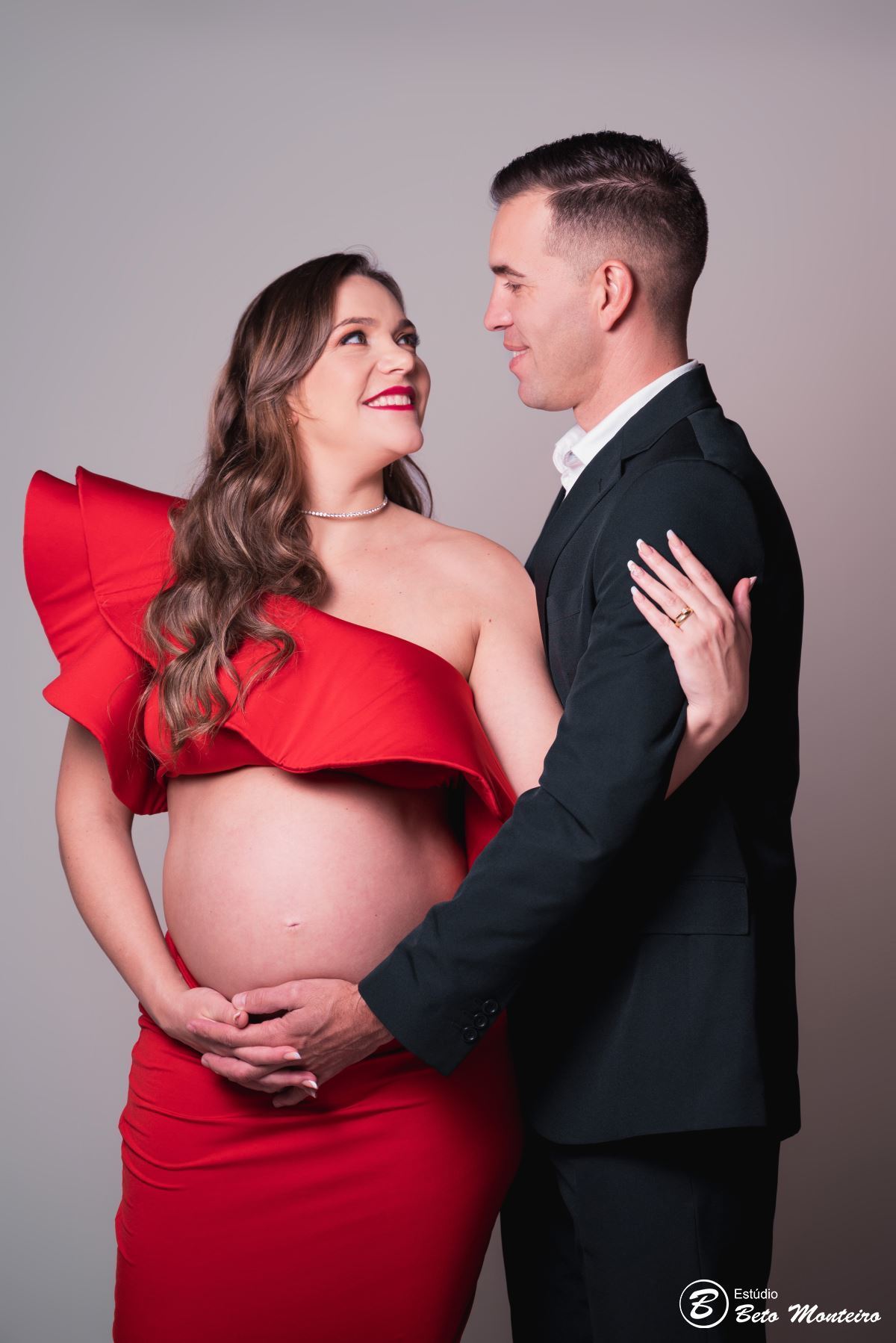 Book Gestante e Família em Curitiba - Book de gestante em estúdio - ensaio de gestante - book em estúdio - sessão fotográfica - Grávida - Gestação - Sessão de gestante - Estúdio Beto Monteiro - Ana Claudia - Eduardo - sessão externa de gestante