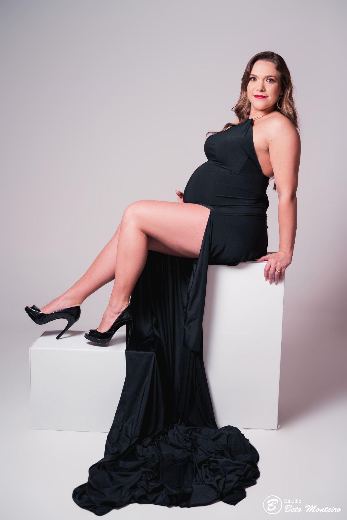 Book Gestante e Família em Curitiba - Book de gestante em estúdio - ensaio de gestante - book em estúdio - sessão fotográfica - Grávida - Gestação - Sessão de gestante - Estúdio Beto Monteiro - Ana Claudia - Eduardo - sessão externa de gestante