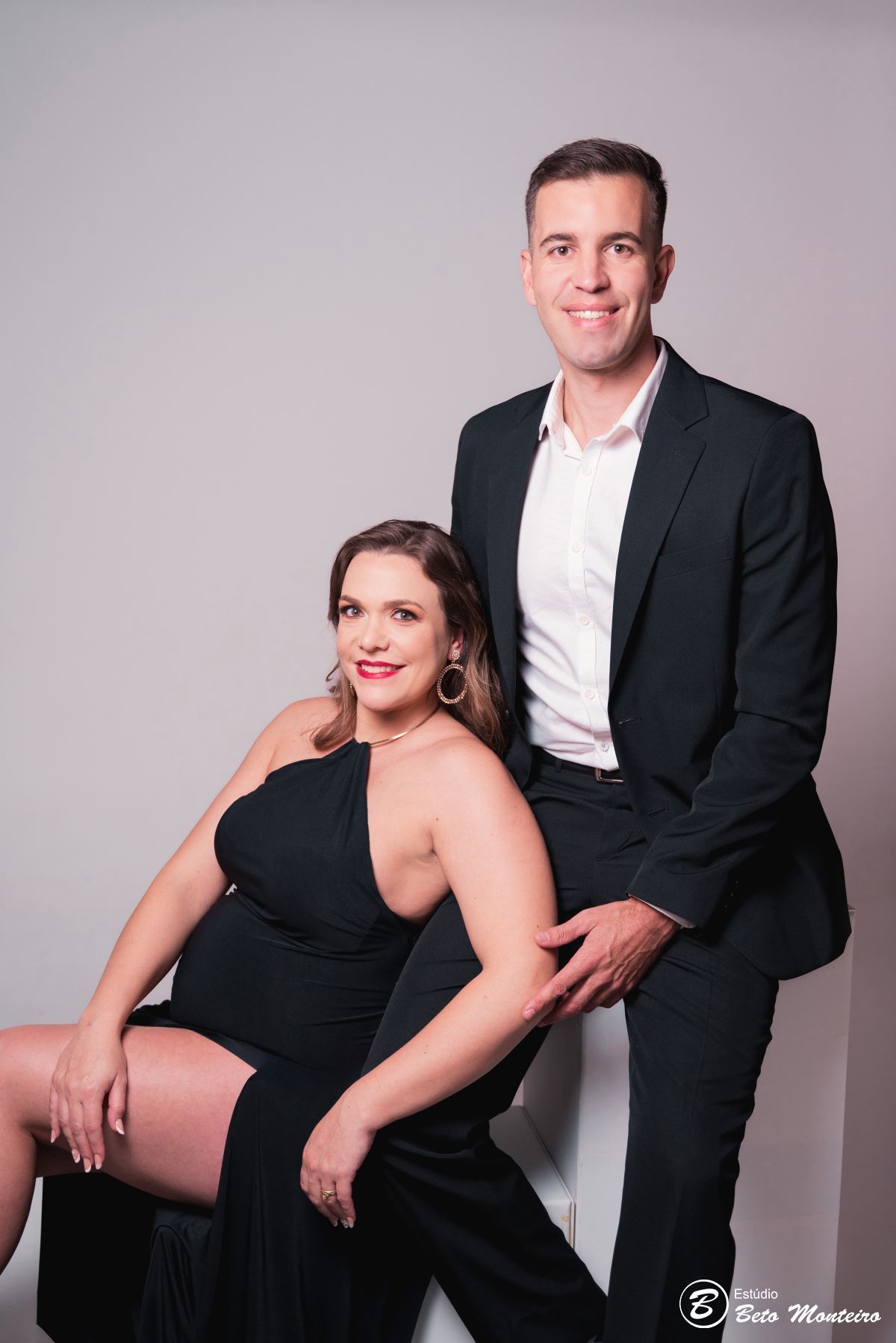 Book Gestante e Família em Curitiba - Book de gestante em estúdio - ensaio de gestante - book em estúdio - sessão fotográfica - Grávida - Gestação - Sessão de gestante - Estúdio Beto Monteiro - Ana Claudia - Eduardo - sessão externa de gestante