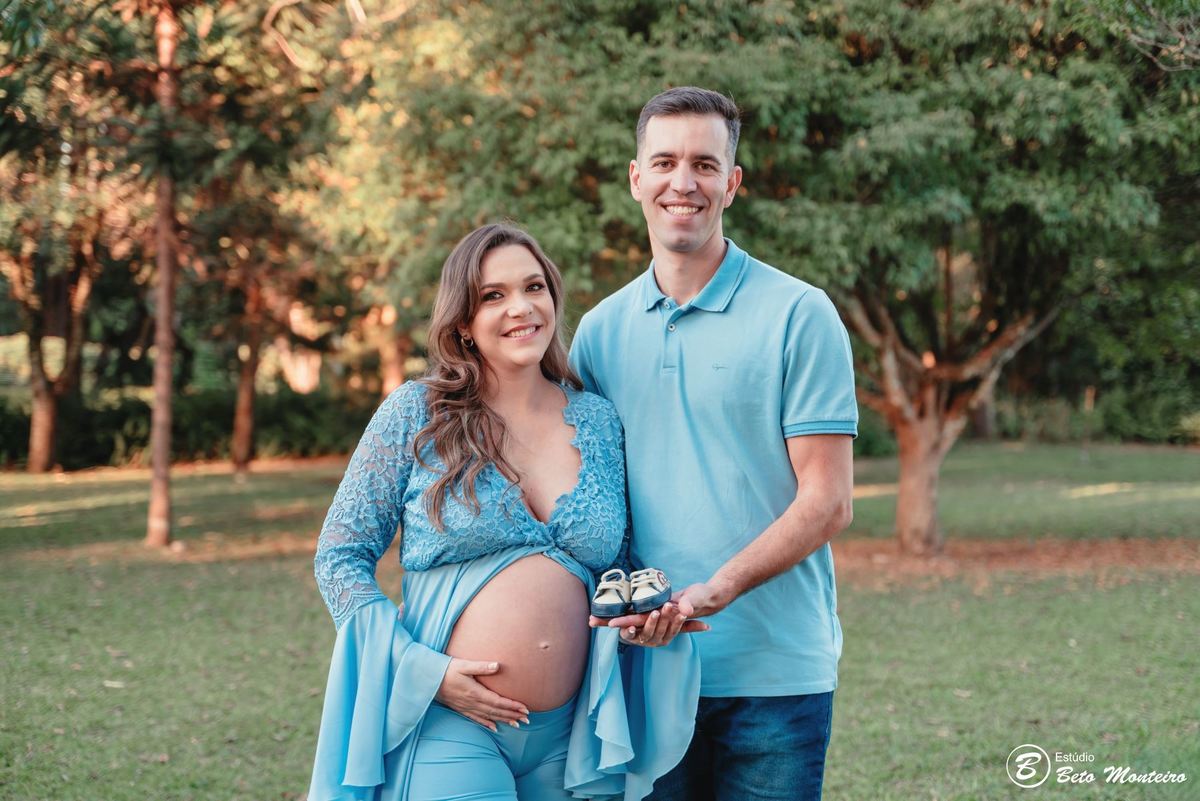 Book Gestante e Família em Curitiba - Book de gestante em estúdio - ensaio de gestante - book em estúdio - sessão fotográfica - Grávida - Gestação - Sessão de gestante - Estúdio Beto Monteiro - Ana Claudia - Eduardo - sessão externa de gestante