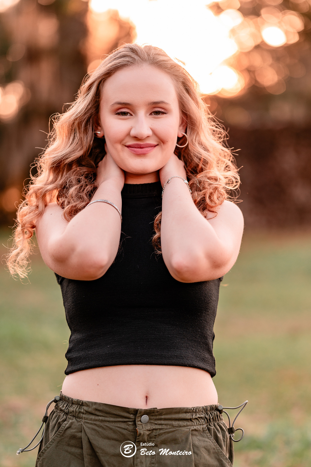 Aniversário de 15 anos - Foto e Filmagem - Debutante - Estúdio Beto Monteiro - Curitiba - fotografo de 15 anos - fotógrafa - sessão de fotos - book de fotos - book de 15 anos - chácara ienkot - vestido de debutante - Fabíola 