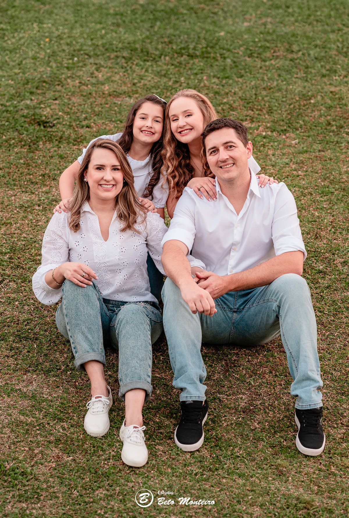 Aniversário de 15 anos - Foto e Filmagem - Debutante - Estúdio Beto Monteiro - Curitiba - fotografo de 15 anos - fotógrafa - sessão de fotos - book de fotos - book de 15 anos - chácara ienkot - vestido de debutante - Fabíola 