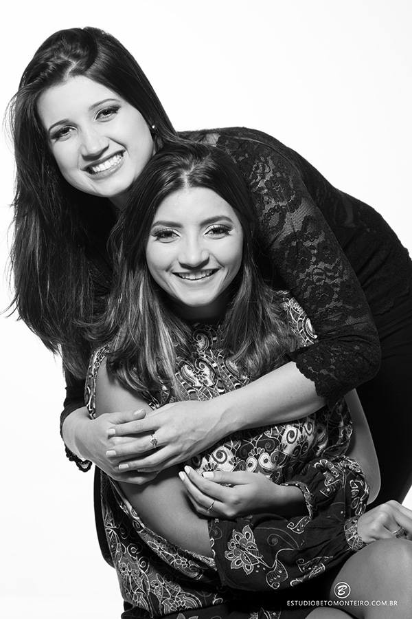 Book fotografico feminino Ana Carolina Hunika- Curitiba - fotos em estúdio