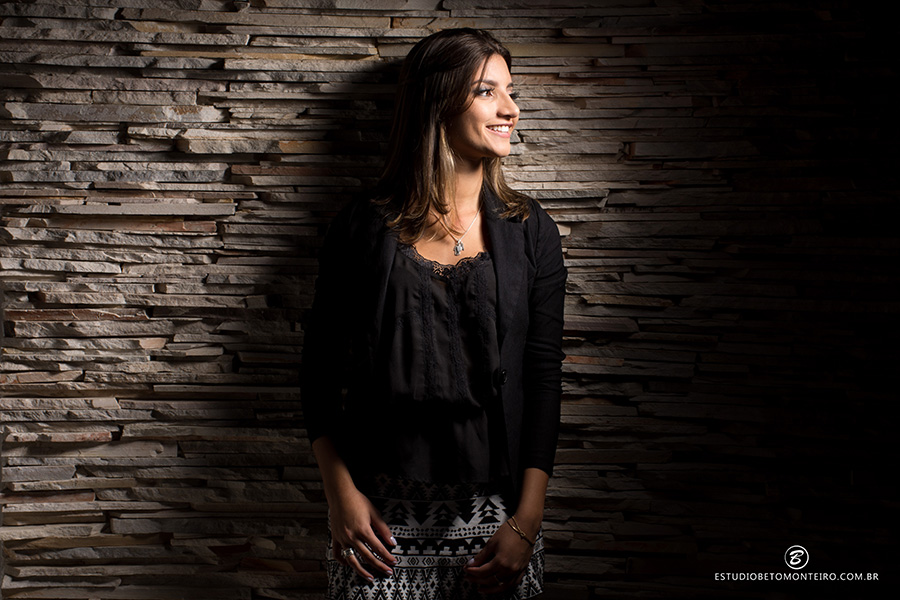 Book fotografico feminino Camila Fortunato Hunika - Curitiba - fotos em estúdio