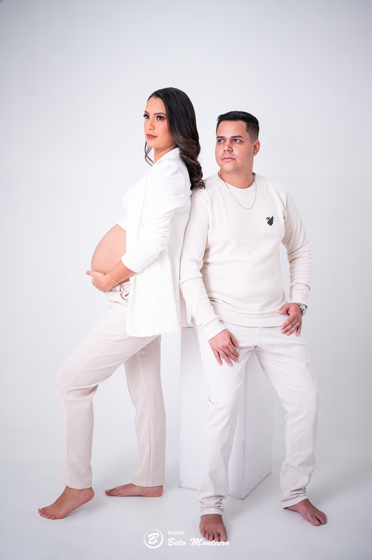 Book Gestante e Família em Curitiba - Book de gestante em estúdio - ensaio de gestante - book em estúdio - sessão fotográfica - Grávida - Gestação - Sessão de gestante - Estúdio Beto Monteiro - Jady - Daniel - Samuel