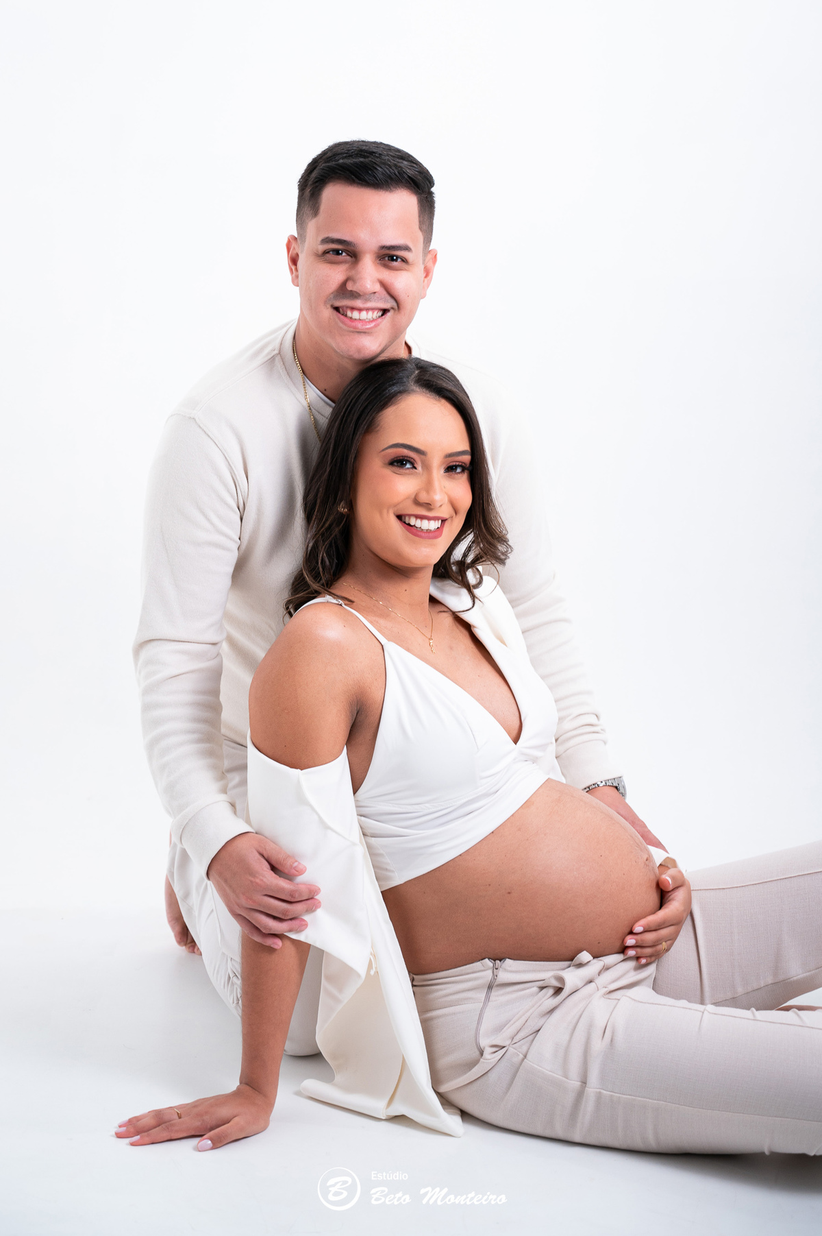 Book Gestante e Família em Curitiba - Book de gestante em estúdio - ensaio de gestante - book em estúdio - sessão fotográfica - Grávida - Gestação - Sessão de gestante - Estúdio Beto Monteiro - Jady - Daniel - Samuel