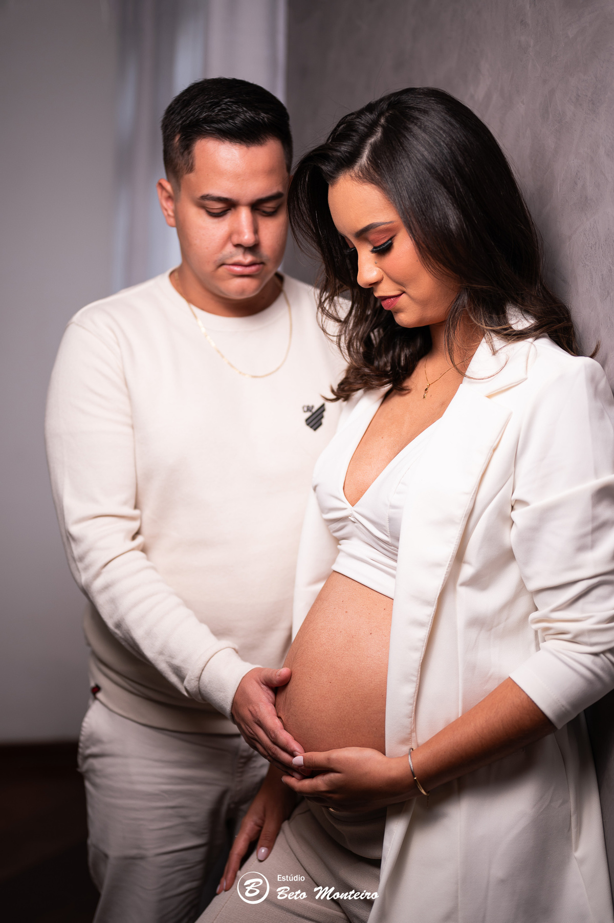 Book Gestante e Família em Curitiba - Book de gestante em estúdio - ensaio de gestante - book em estúdio - sessão fotográfica - Grávida - Gestação - Sessão de gestante - Estúdio Beto Monteiro - Jady - Daniel - Samuel