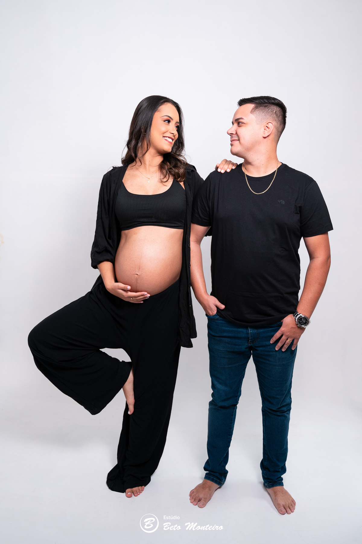 Book Gestante e Família em Curitiba - Book de gestante em estúdio - ensaio de gestante - book em estúdio - sessão fotográfica - Grávida - Gestação - Sessão de gestante - Estúdio Beto Monteiro - Jady - Daniel - Samuel