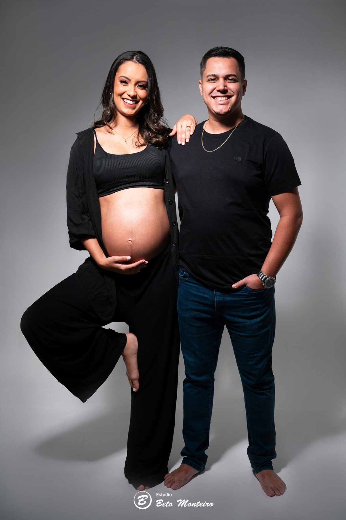 Book Gestante e Família em Curitiba - Book de gestante em estúdio - ensaio de gestante - book em estúdio - sessão fotográfica - Grávida - Gestação - Sessão de gestante - Estúdio Beto Monteiro - Jady - Daniel - Samuel