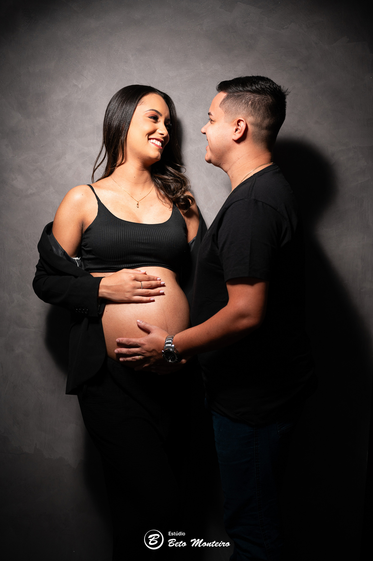 Book Gestante e Família em Curitiba - Book de gestante em estúdio - ensaio de gestante - book em estúdio - sessão fotográfica - Grávida - Gestação - Sessão de gestante - Estúdio Beto Monteiro - Jady - Daniel - Samuel