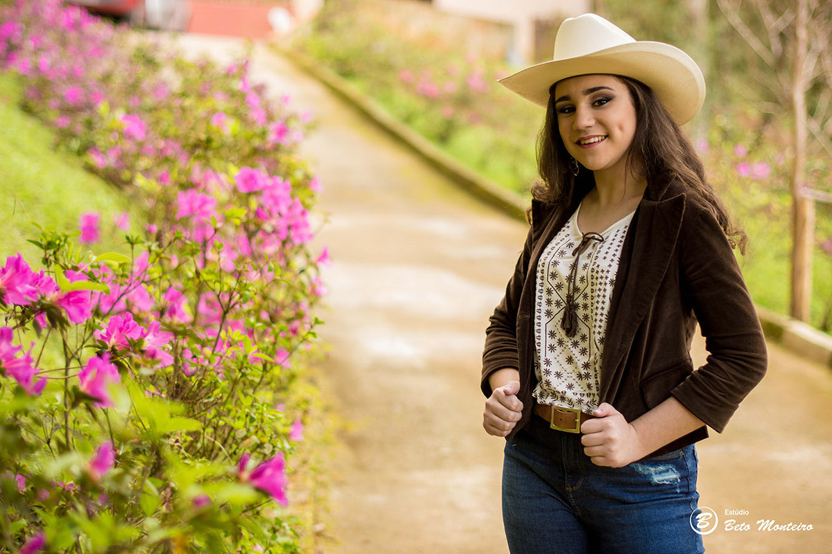 book de fotos - maria eduarda - estúdio e externa - curitiba - campo largo - chacara - country - preto e branco - fotografia - fotografo - estudio beto monteiro