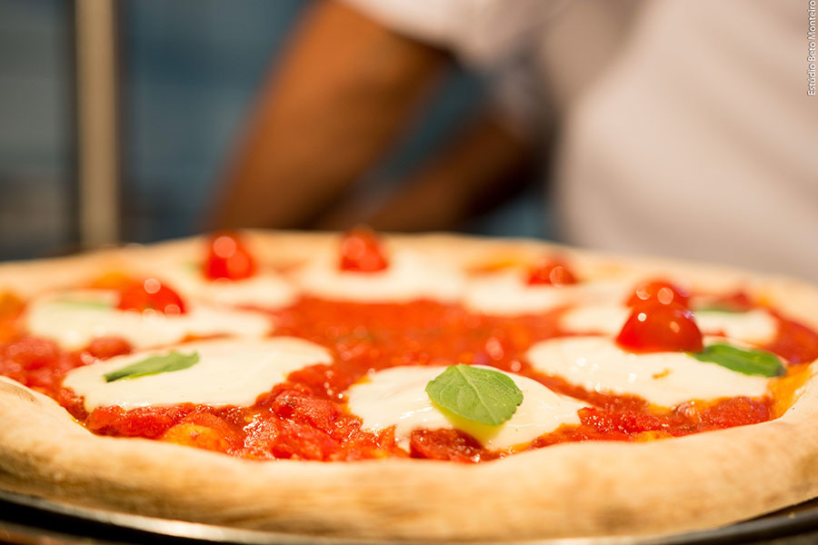 Carmela Pizzeria - fotografia de ambientes - foto de pizza - foto do cardapio - fotografia institucional - estudio beto monteiro - curitiba pr