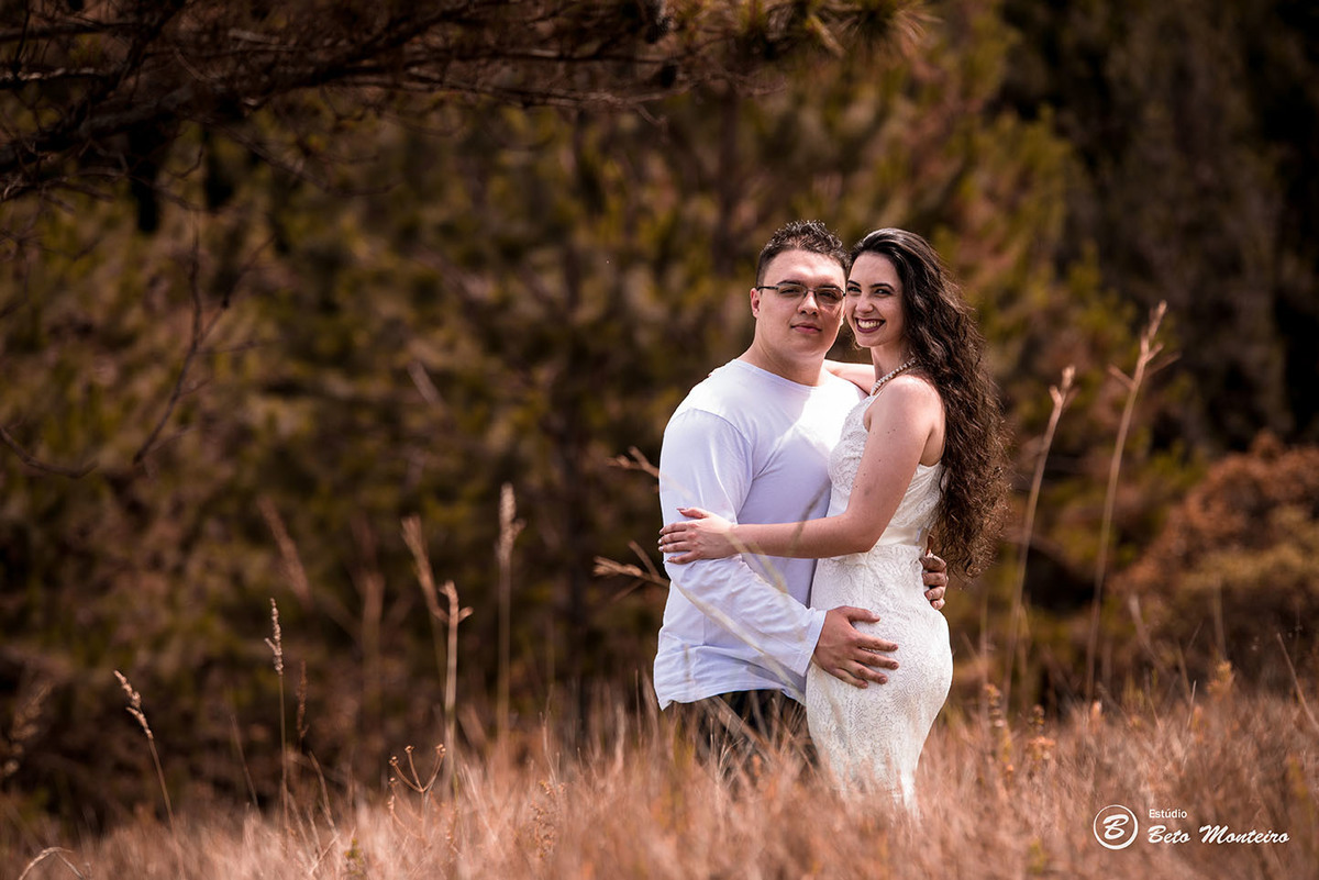 Casamento - Wedding - Pré-Casamento - Cobertura de casamento - foto e filmagem de casamento - Wedding Day - Pré-Wedding - Trash the dress - Estúdio Beto Monteiro - Curitiba - Recanto dos Papagaios - Palmeira - natureza verde - casal de branco
