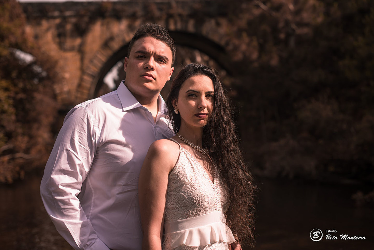 Casamento - Wedding - Pré-Casamento - Cobertura de casamento - foto e filmagem de casamento - Wedding Day - Pré-Wedding - Trash the dress - Estúdio Beto Monteiro - Curitiba - Recanto dos Papagaios - Palmeira - natureza verde - casal de branco