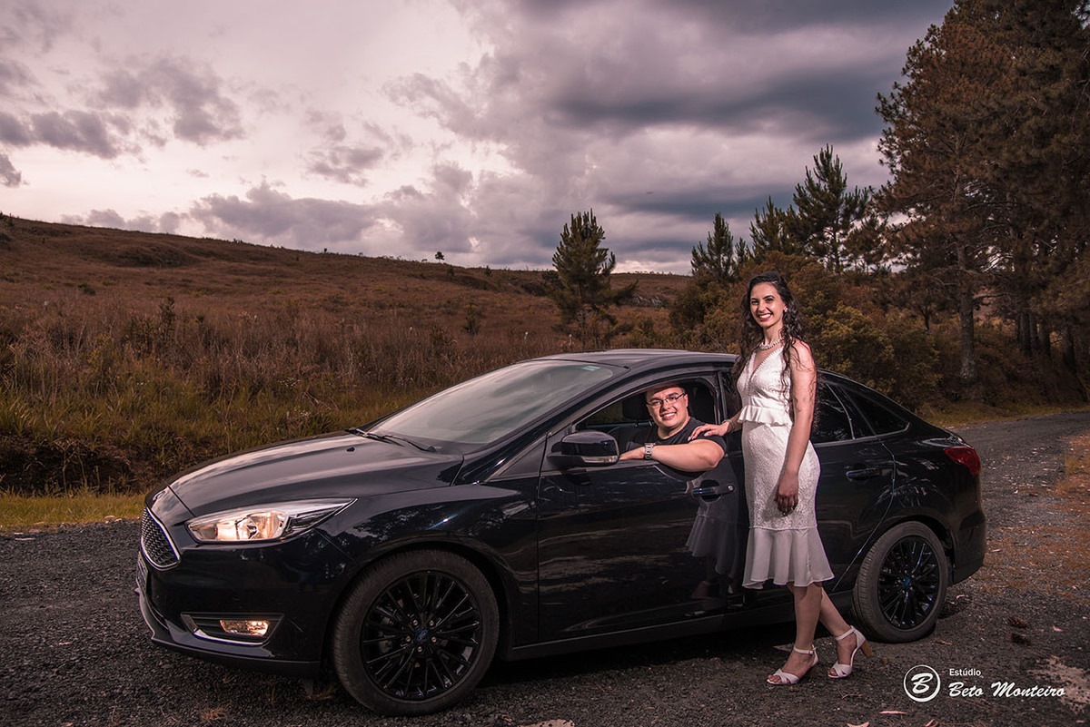 Casamento - Wedding - Pré-Casamento - Cobertura de casamento - foto e filmagem de casamento - Wedding Day - Pré-Wedding - Trash the dress - Estúdio Beto Monteiro - Curitiba - Recanto dos Papagaios - Palmeira - natureza verde - casal de branco