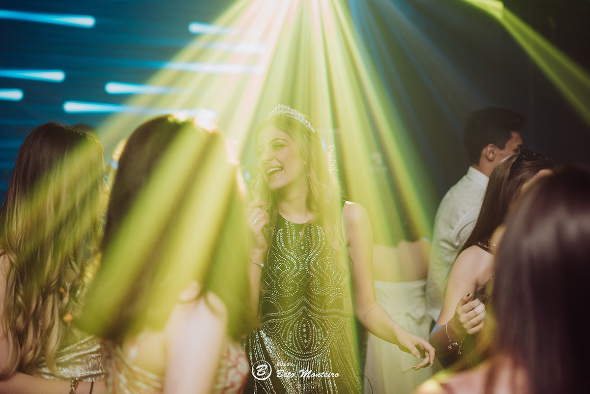 Aniversário de 15 anos - Cobertura fotografica - Cobertura de filmagem - Foto e Filmagem de 15 anos - Debutante - Estúdio Beto Monteiro - Curitiba - fotografo de 15 anos - buffet ilha do melh - jad decoracoes