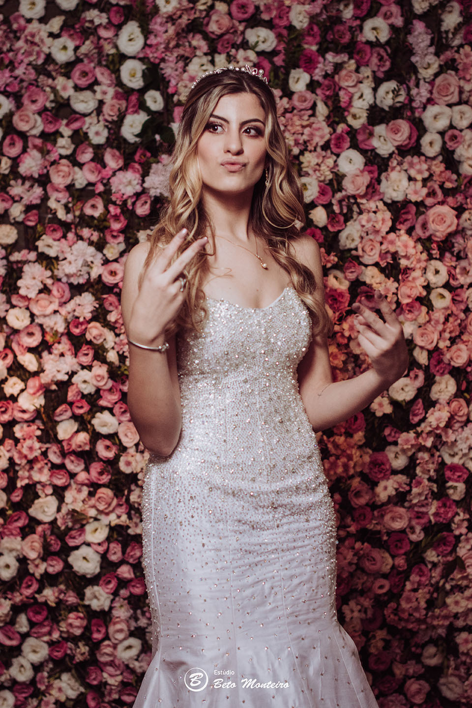 Aniversário de 15 anos - Cobertura fotografica - Cobertura de filmagem - Foto e Filmagem de 15 anos - Debutante - Estúdio Beto Monteiro - Curitiba - fotografo de 15 anos - buffet ilha do melh - jad decoracoes