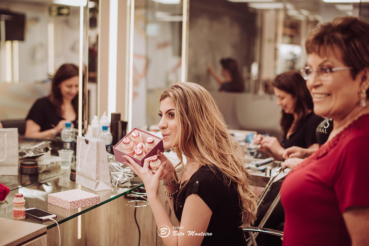 Aniversário de 15 anos - Cobertura fotografica - Cobertura de filmagem - Foto e Filmagem de 15 anos - Debutante - Estúdio Beto Monteiro - Curitiba - fotografo de 15 anos - buffet ilha do melh - jad decoracoes