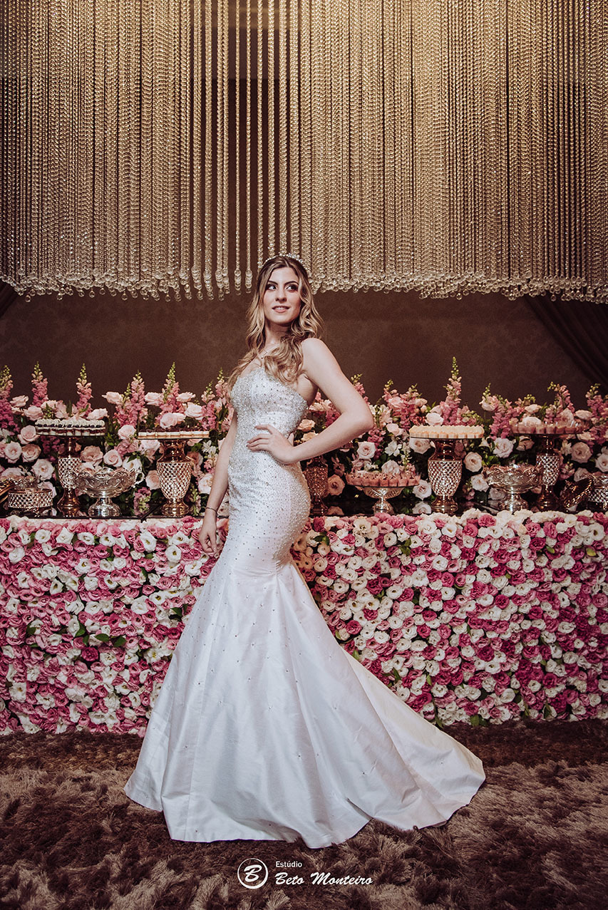 Aniversário de 15 anos - Cobertura fotografica - Cobertura de filmagem - Foto e Filmagem de 15 anos - Debutante - Estúdio Beto Monteiro - Curitiba - fotografo de 15 anos - buffet ilha do melh - jad decoracoes