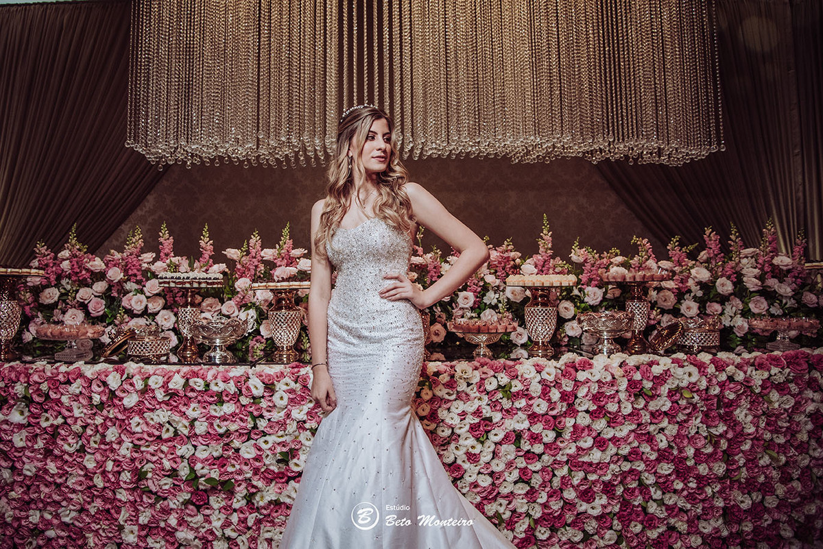 Aniversário de 15 anos - Cobertura fotografica - Cobertura de filmagem - Foto e Filmagem de 15 anos - Debutante - Estúdio Beto Monteiro - Curitiba - fotografo de 15 anos - buffet ilha do melh - jad decoracoes