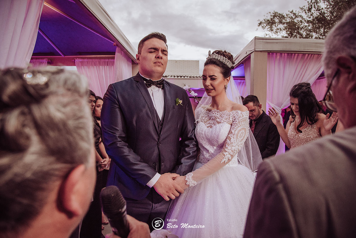 Casamento - Pré-Casamento - Pré-wedding - Trash the dress - Book de casal - Sessão de noivos - Estúdio Beto Monteiro - Curitiba - Deucher Hall - Buffet Deucher - Patricia Stocco e Thomas Maurilio - fotografo de casamento