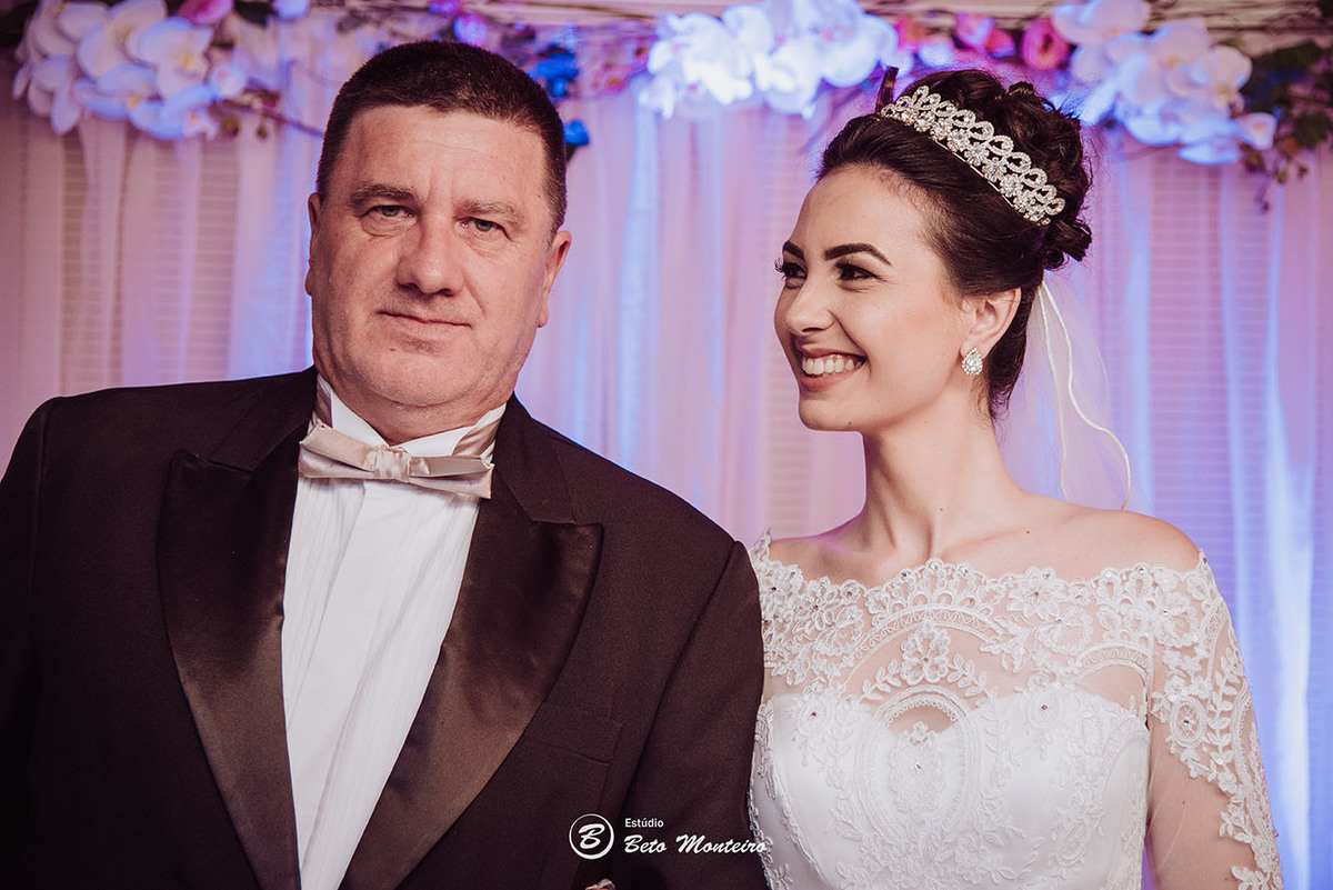 Casamento - Pré-Casamento - Pré-wedding - Trash the dress - Book de casal - Sessão de noivos - Estúdio Beto Monteiro - Curitiba - Deucher Hall - Buffet Deucher - Patricia Stocco e Thomas Maurilio - fotografo de casamento