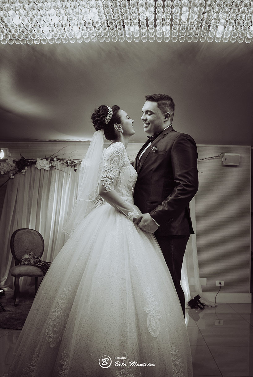 Casamento - Pré-Casamento - Pré-wedding - Trash the dress - Book de casal - Sessão de noivos - Estúdio Beto Monteiro - Curitiba - Deucher Hall - Buffet Deucher - Patricia Stocco e Thomas Maurilio - fotografo de casamento