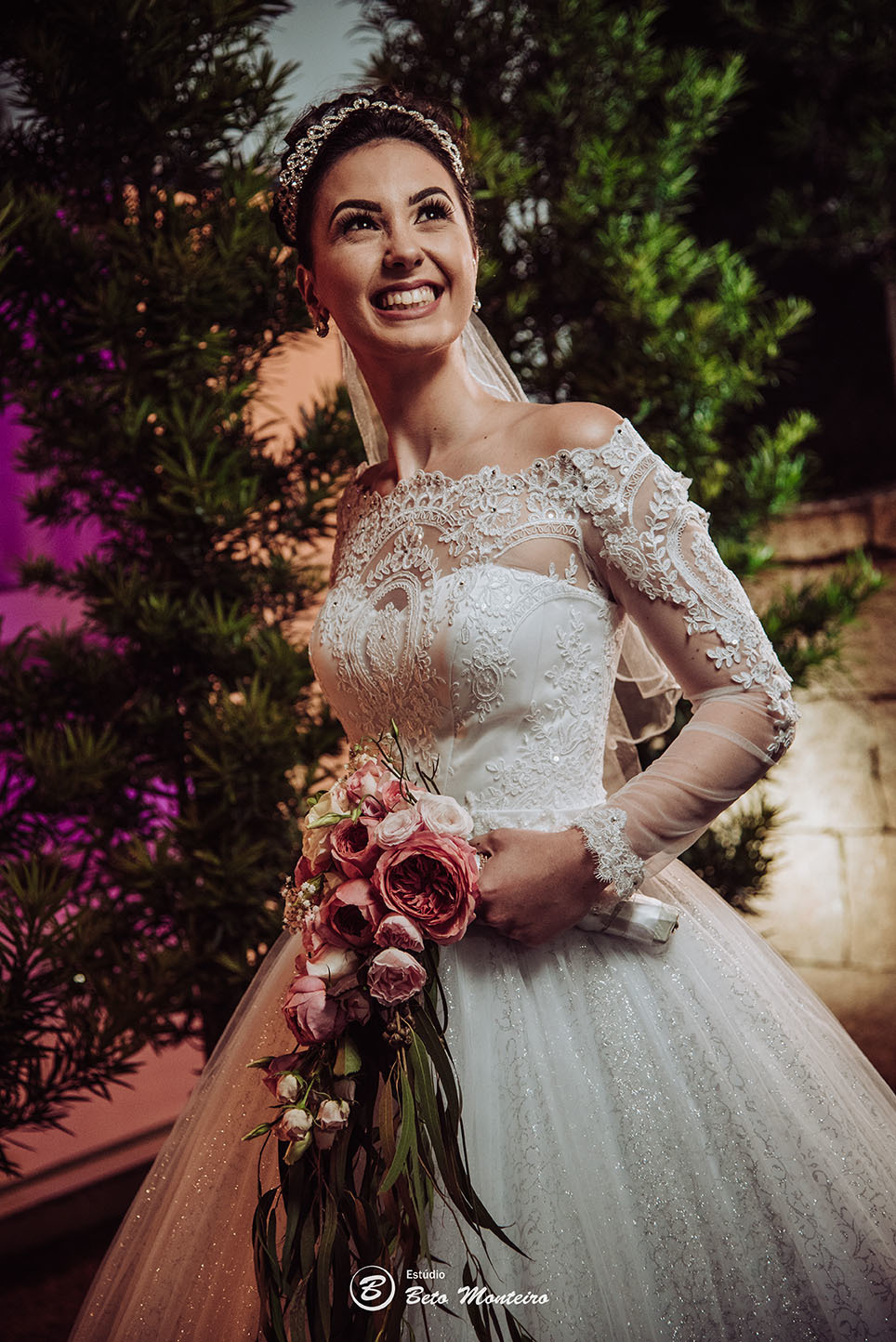 Casamento - Pré-Casamento - Pré-wedding - Trash the dress - Book de casal - Sessão de noivos - Estúdio Beto Monteiro - Curitiba - Deucher Hall - Buffet Deucher - Patricia Stocco e Thomas Maurilio - fotografo de casamento