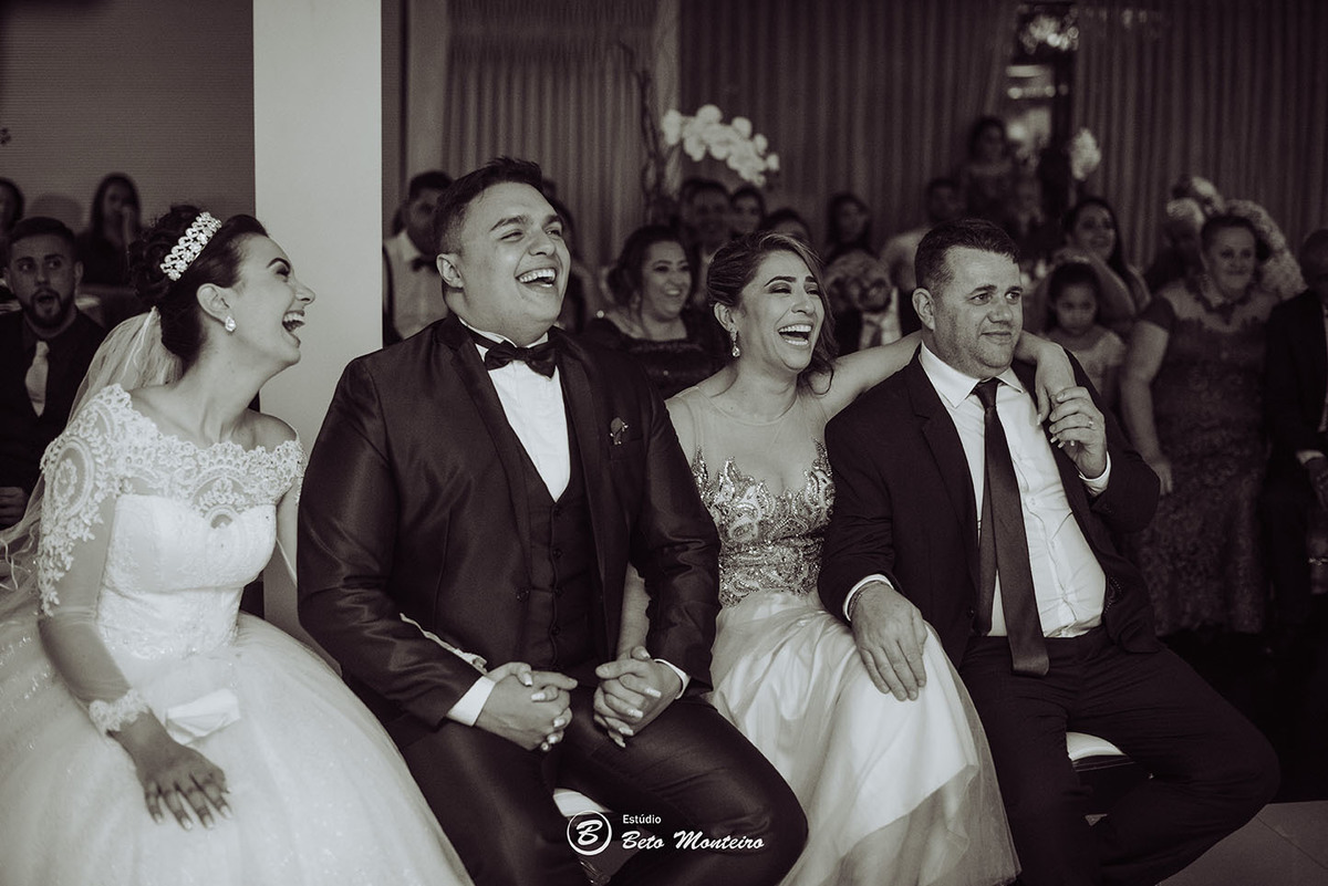 Casamento - Pré-Casamento - Pré-wedding - Trash the dress - Book de casal - Sessão de noivos - Estúdio Beto Monteiro - Curitiba - Deucher Hall - Buffet Deucher - Patricia Stocco e Thomas Maurilio - fotografo de casamento