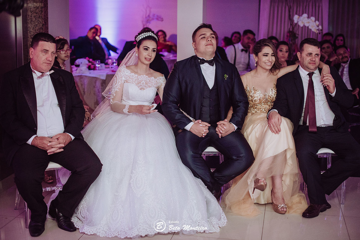 Casamento - Pré-Casamento - Pré-wedding - Trash the dress - Book de casal - Sessão de noivos - Estúdio Beto Monteiro - Curitiba - Deucher Hall - Buffet Deucher - Patricia Stocco e Thomas Maurilio - fotografo de casamento