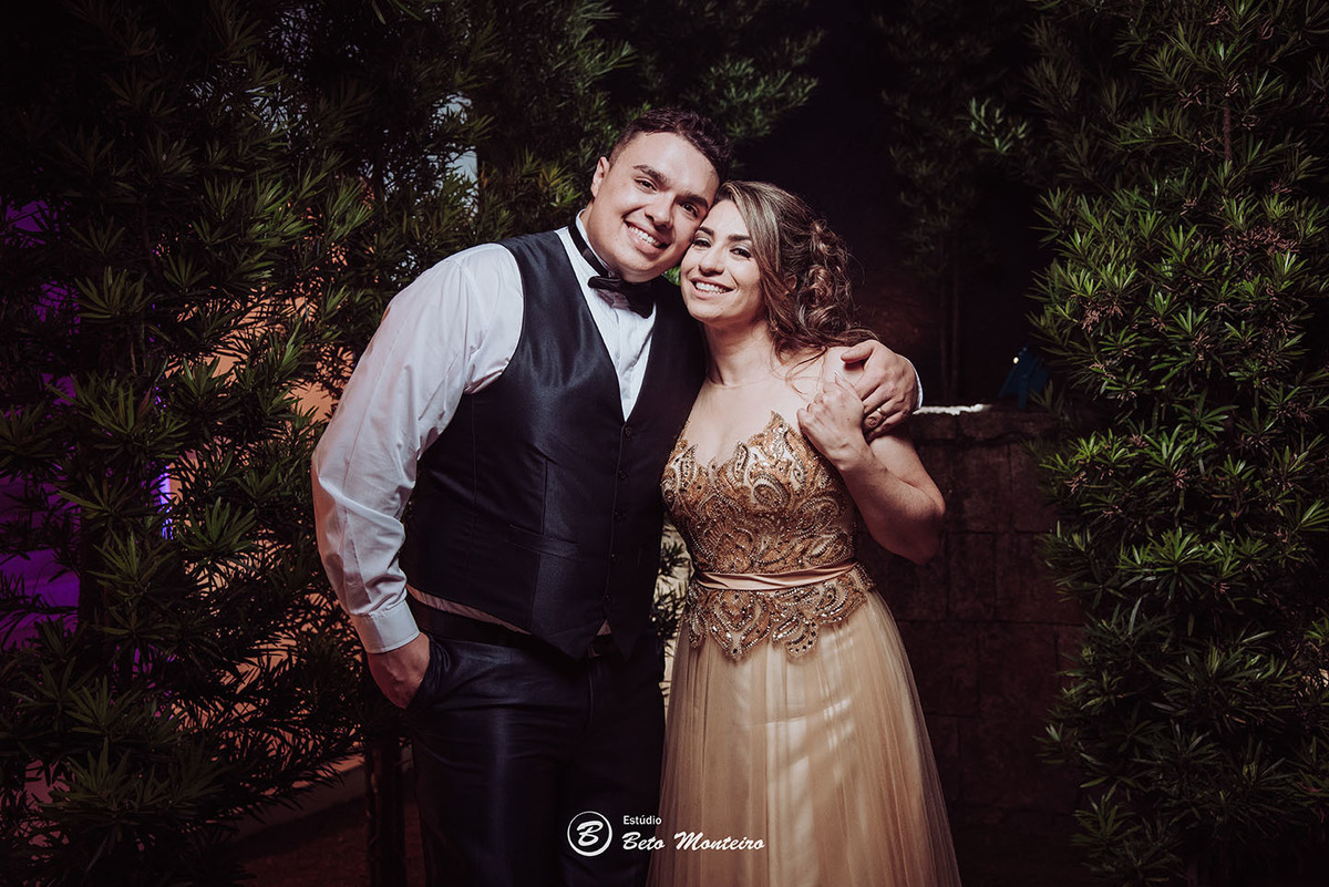 Casamento - Pré-Casamento - Pré-wedding - Trash the dress - Book de casal - Sessão de noivos - Estúdio Beto Monteiro - Curitiba - Deucher Hall - Buffet Deucher - Patricia Stocco e Thomas Maurilio - fotografo de casamento