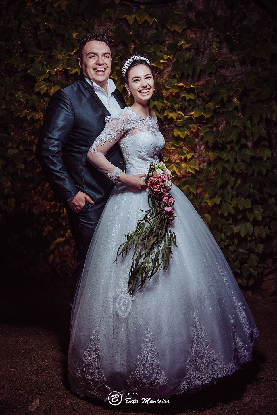 Casamento - Pré-Casamento - Pré-wedding - Trash the dress - Book de casal - Sessão de noivos - Estúdio Beto Monteiro - Curitiba - Deucher Hall - Buffet Deucher - Patricia Stocco e Thomas Maurilio - fotografo de casamento