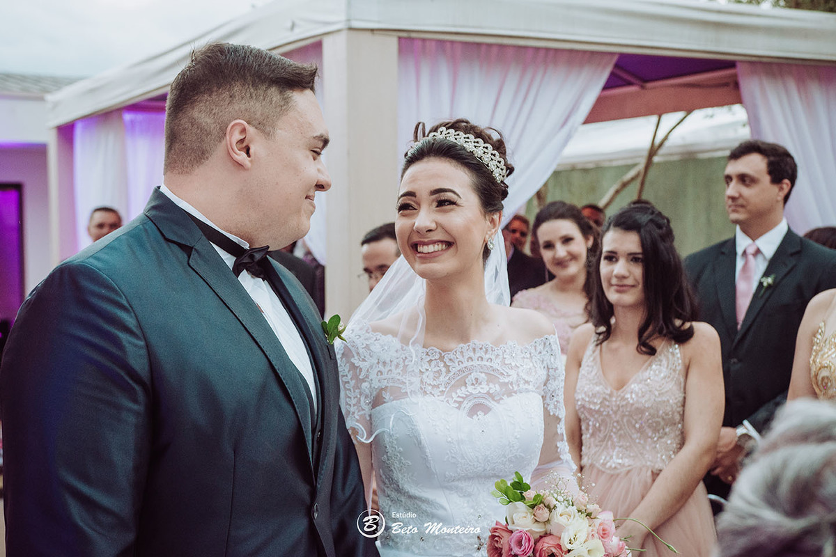 Casamento - Pré-Casamento - Pré-wedding - Trash the dress - Book de casal - Sessão de noivos - Estúdio Beto Monteiro - Curitiba - Deucher Hall - Buffet Deucher - Patricia Stocco e Thomas Maurilio - fotografo de casamento