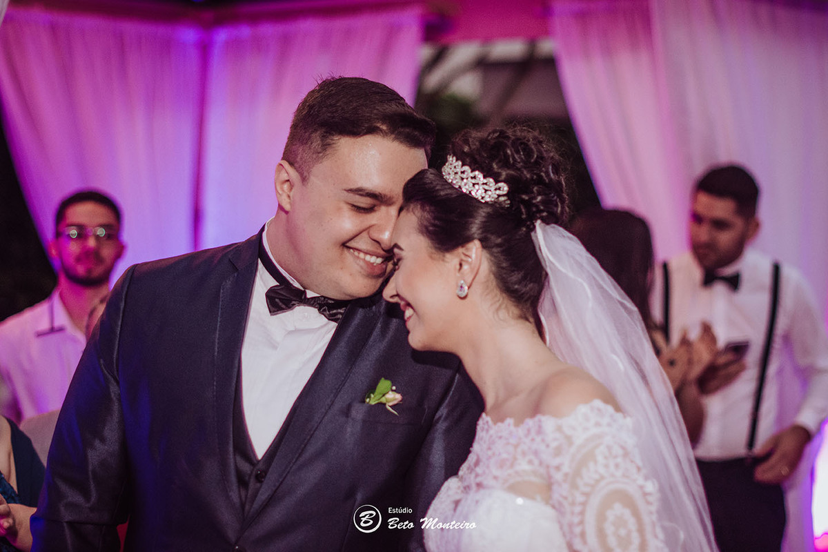 Casamento - Pré-Casamento - Pré-wedding - Trash the dress - Book de casal - Sessão de noivos - Estúdio Beto Monteiro - Curitiba - Deucher Hall - Buffet Deucher - Patricia Stocco e Thomas Maurilio - fotografo de casamento