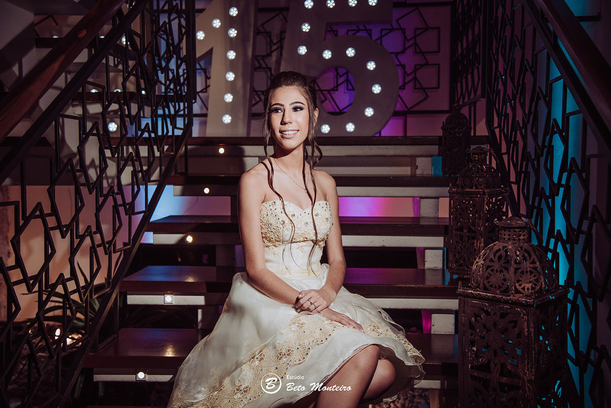 Aniversário de 15 anos - Cobertura fotografica - Cobertura de filmagem - Foto e Filmagem de 15 anos - Debutante - Estúdio Beto Monteiro - Curitiba - fotografo de 15 anos - ohana restaurante - Ananda lima makeup - pink cerimonial
