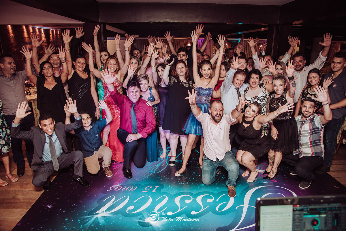 Aniversário de 15 anos - Cobertura fotografica - Cobertura de filmagem - Foto e Filmagem de 15 anos - Debutante - Estúdio Beto Monteiro - Curitiba - fotografo de 15 anos - ohana restaurante - Ananda lima makeup - pink cerimonial