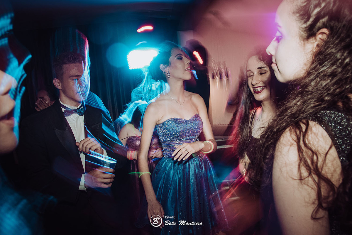 Aniversário de 15 anos - Cobertura fotografica - Cobertura de filmagem - Foto e Filmagem de 15 anos - Debutante - Estúdio Beto Monteiro - Curitiba - fotografo de 15 anos - ohana restaurante - Ananda lima makeup - pink cerimonial