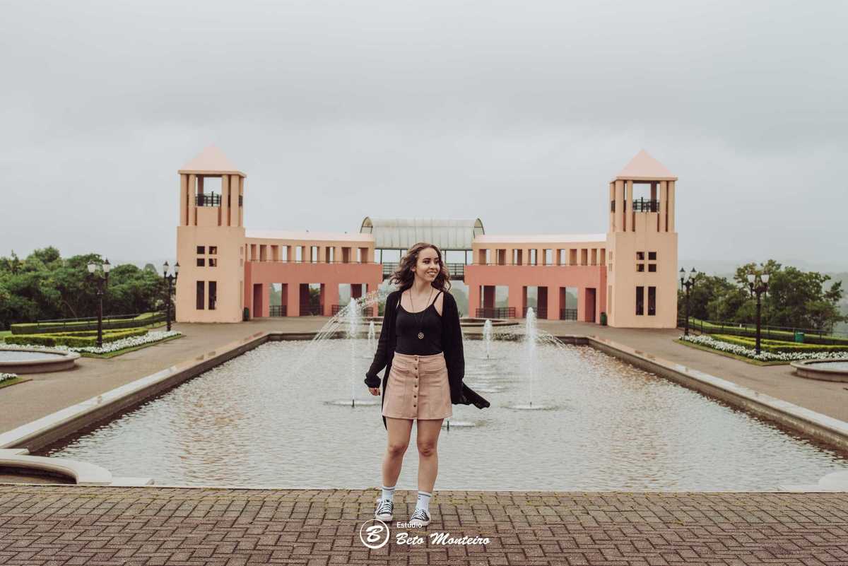 Aniversário de 15 anos - Cobertura fotografica - Cobertura de filmagem - Foto e Filmagem de 15 anos - Debutante - Estúdio Beto Monteiro - Curitiba - fotografo de 15 anos - parque tangua - sessao de fotos - book de fotos - book de 15 anos