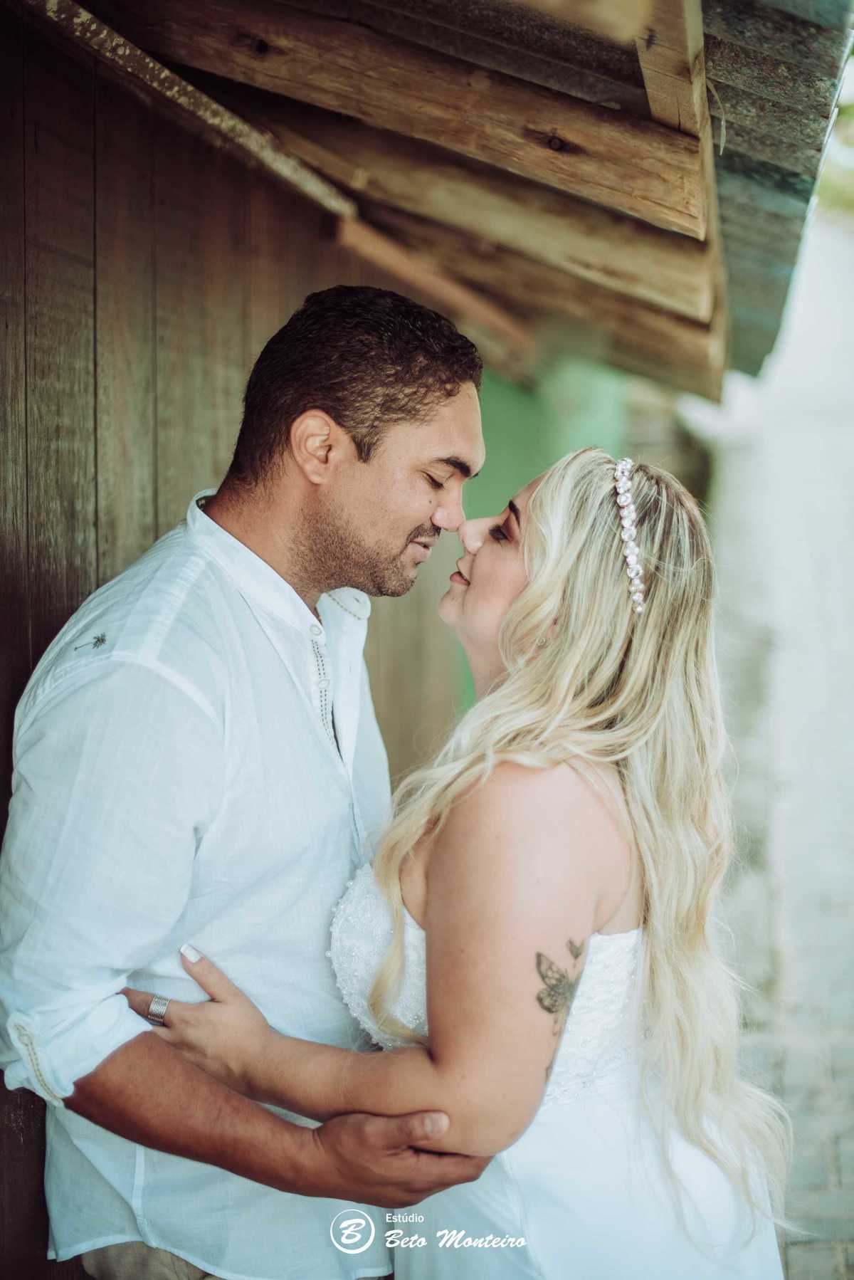 Casamento - Wedding - Pré-Casamento - Cobertura de casamento - foto e filmagem de casamento - Wedding Day - Pré-Wedding - Trash the dress - Estúdio Beto Monteiro - Curitiba - bombinhas - balneario camboriu -  casal de branco